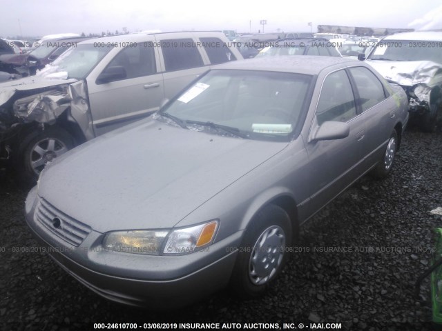 JT2BG22K5X0308802 - 1999 TOYOTA CAMRY LE/XLE 银色 照片 2