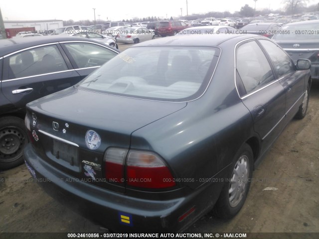 1HGCD5650TA269083 - 1996 HONDA ACCORD EX/EX-R GRAY photo 4