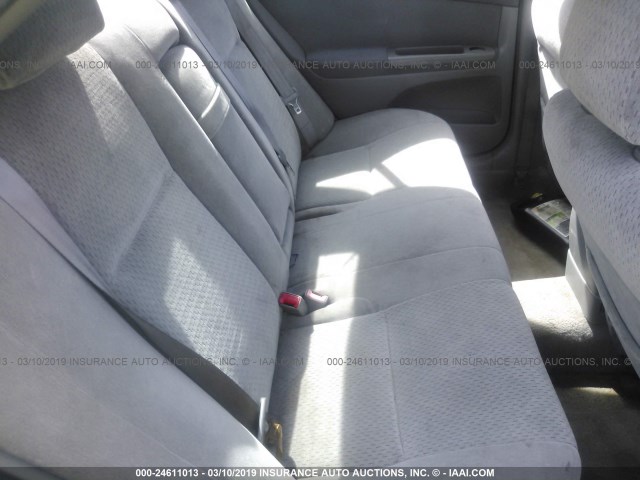 JTDBE32K020103593 - 2002 TOYOTA CAMRY LE/XLE/SE GRAY photo 8