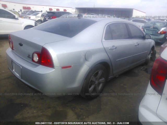 1G1ZC5E0XCF197404 - 2012 CHEVROLET MALIBU 1LT 银色 照片 4