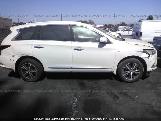 5N1AL0MN7GC532562 - 2016 INFINITI QX60 WHITE photo 6