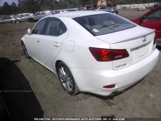 JTHBK262962021173 - 2006 LEXUS IS 250 WHITE photo 3