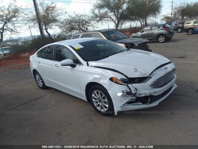 3FA6P0G70HR180431 - 2017 FORD FUSION S WHITE photo 1