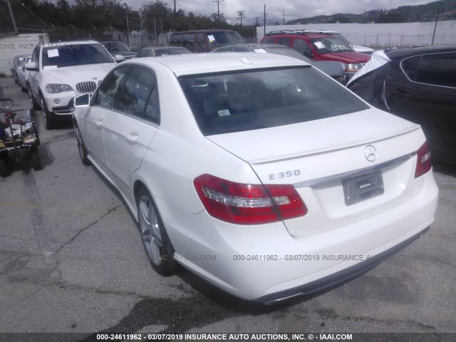 WDDHF5GB6BA499699 - 2011 MERCEDES-BENZ E 350 WHITE photo 3