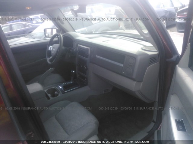 1J8HG48K28C236373 - 2008 JEEP COMMANDER SPORT ბურგუნდია ფოტო 5