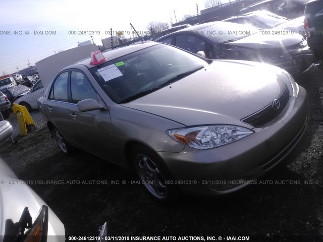 4T1BE32K14U301977 - 2004 TOYOTA CAMRY LE/XLE/SE GOLD photo 1