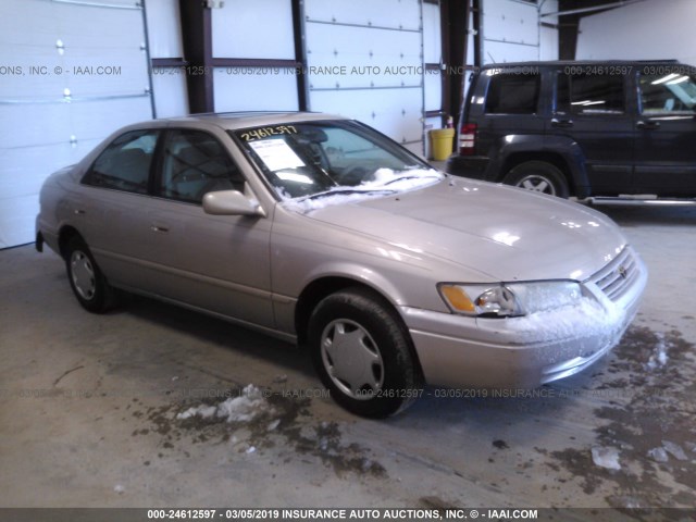4T1BG22K0XU400590 - 1999 TOYOTA CAMRY CE/LE/XLE 金色 照片 1