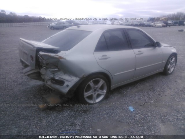 JTHBD192020063821 - 2002 LEXUS IS 300 SILVER photo 4