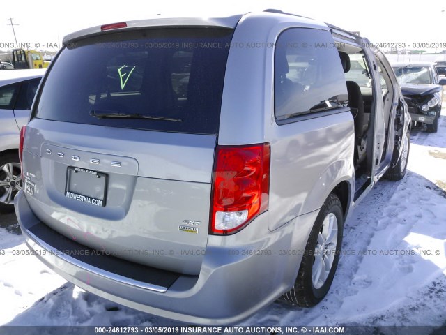 2C4RDGCG4GR179060 - 2016 DODGE GRAND CARAVAN SXT SILVER photo 4