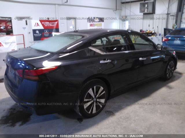 1N4BL4EV2KC174896 - 2019 NISSAN ALTIMA BLACK photo 4