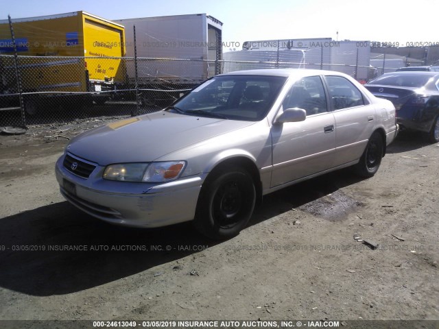 4T1BG22K0YU938045 - 2000 TOYOTA CAMRY CE/LE/XLE 金色 照片 2