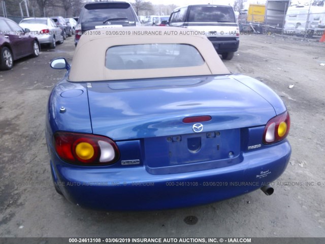 JM1NB3532X0135530 - 1999 MAZDA MX-5 MIATA BLUE photo 8