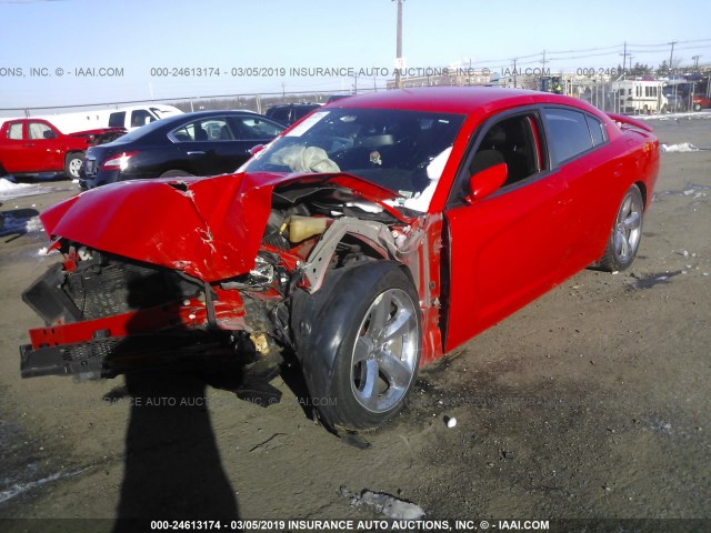 2C3CDXHG2EH161159 - 2014 DODGE CHARGER SXT RED photo 2