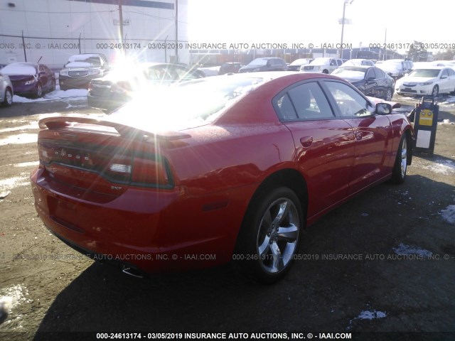 2C3CDXHG2EH161159 - 2014 DODGE CHARGER SXT RED photo 4