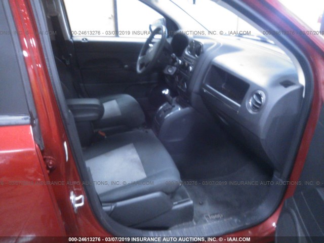 1J4FF47B19D113723 - 2009 JEEP COMPASS SPORT RED photo 5