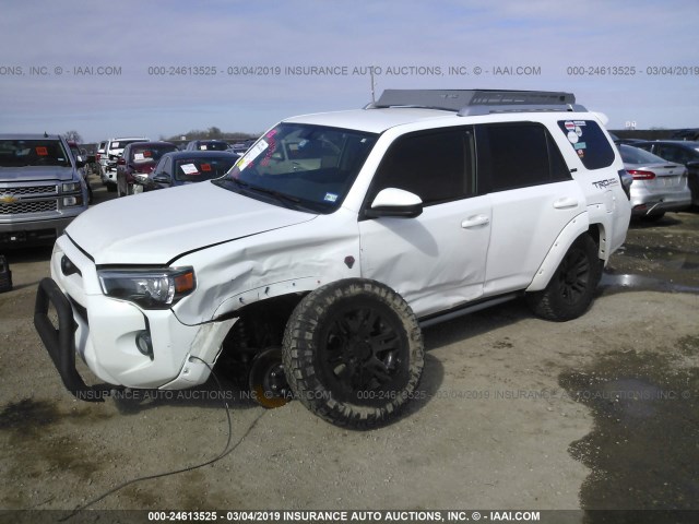 JTEBU5JR2G5322641 - 2016 TOYOTA 4RUNNER SR5 PREM/LTDL/TRAIL/TRD WHITE photo 2