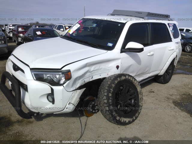 JTEBU5JR2G5322641 - 2016 TOYOTA 4RUNNER SR5 PREM/LTDL/TRAIL/TRD WHITE photo 6