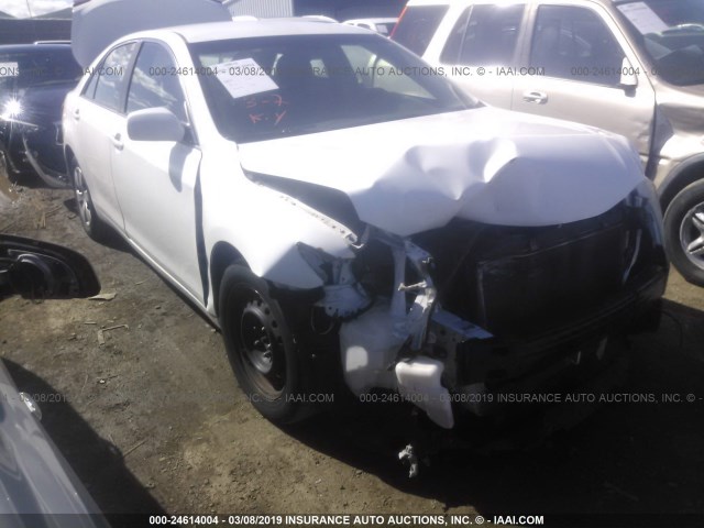 4T1BF3EK8BU730314 - 2011 TOYOTA CAMRY SE/LE/XLE WHITE photo 1