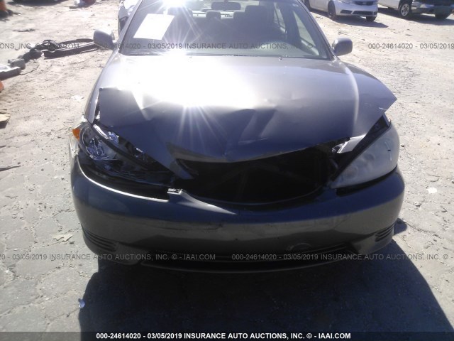 4T1BE32K15U522173 - 2005 TOYOTA CAMRY LE/XLE/SE GRAY photo 6