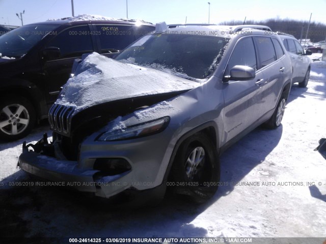 1C4PJMCB3FW714730 - 2015 JEEP CHEROKEE LATITUDE SILVER photo 2