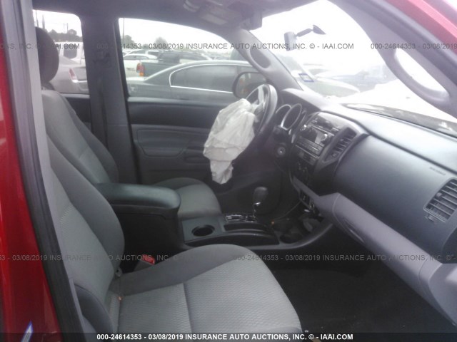 5TFJX4GN2CX012459 - 2012 TOYOTA TACOMA DOUBLE CAB 红色 照片 5