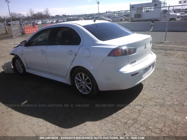 JA32U2FU6GU006356 - 2016 MITSUBISHI LANCER ES WHITE photo 3