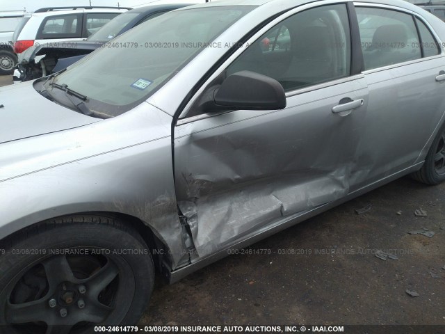 1G1ZA5EU9CF216551 - 2012 CHEVROLET MALIBU LS SILVER photo 6