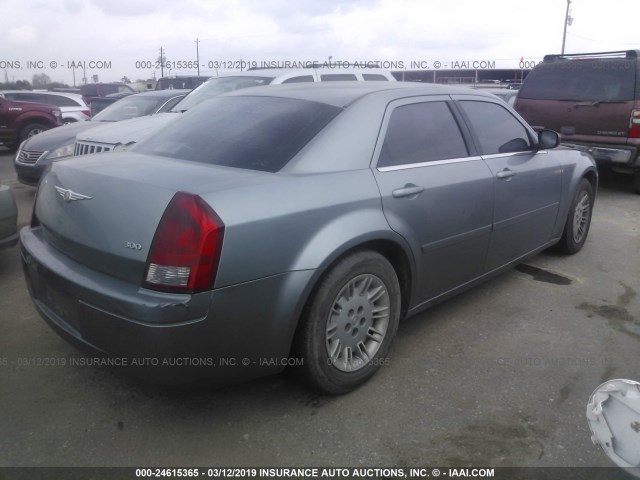 2C3KA43R36H413854 - 2006 CHRYSLER 300 BLUE photo 4