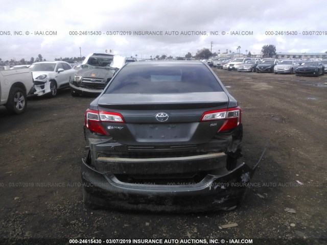 4T1BF1FK5EU822987 - 2014 TOYOTA CAMRY L/SE/LE/XLE 灰色 照片 6