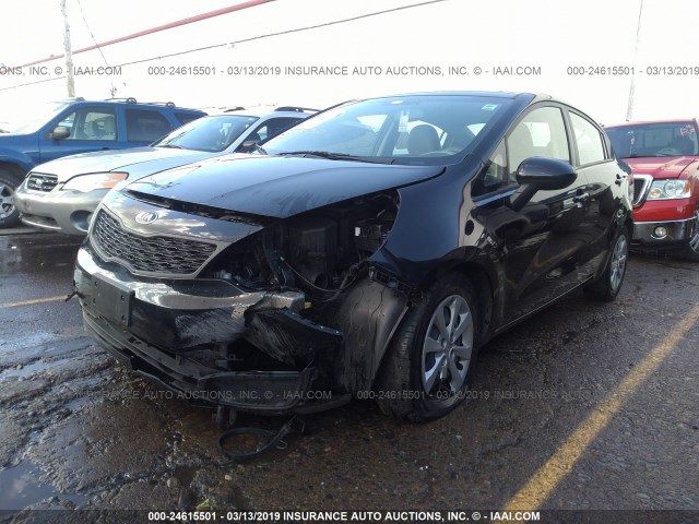 KNADM4A30F6428286 - 2015 KIA RIO LX BLACK photo 2