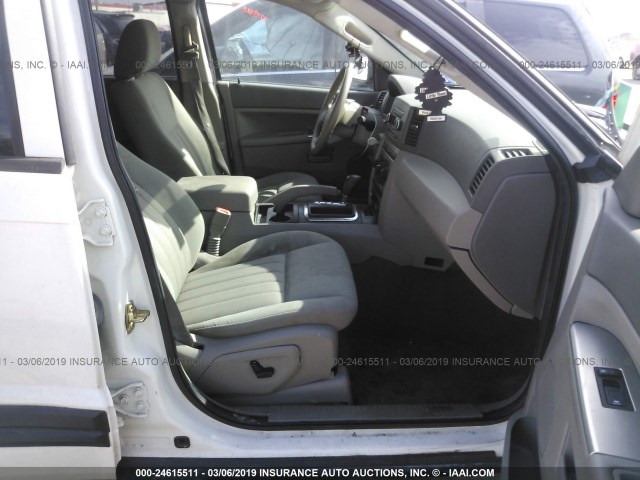 1J4GS48K16C153008 - 2006 JEEP GRAND CHEROKEE LAREDO/COLUMBIA/FREEDOM 白色 照片 5