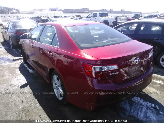 4T1BF1FK2CU625076 - 2012 TOYOTA CAMRY SE/LE/XLE RED photo 3