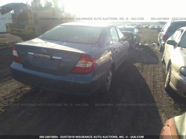 4T1BE30K14U849268 - 2004 TOYOTA CAMRY LE/XLE/SE Light Blue photo 4