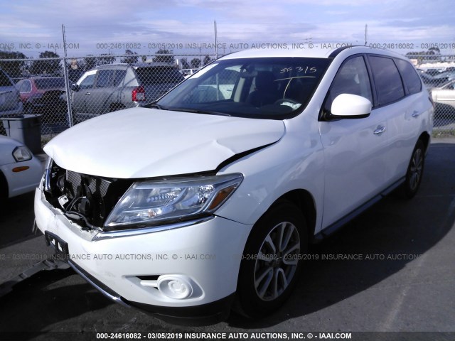 5N1AR2MNXFC642739 - 2015 NISSAN PATHFINDER S/SV/SL/PLATINUM WHITE photo 2