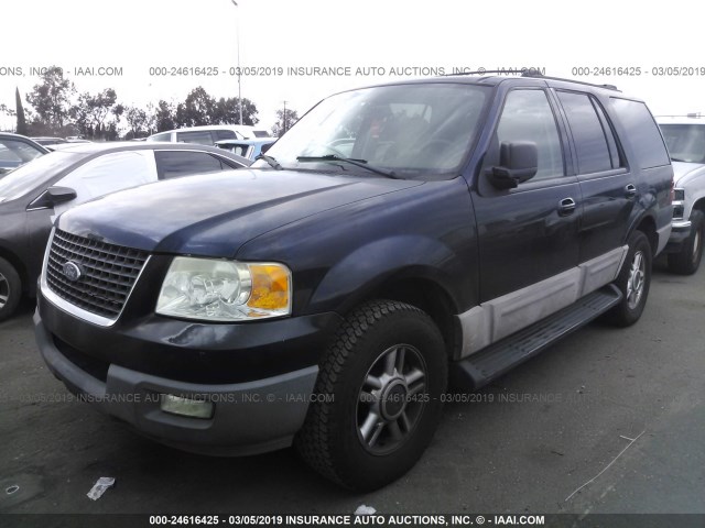 1FMRU15W33LB55400 - 2003 FORD EXPEDITION XLT BLUE photo 2