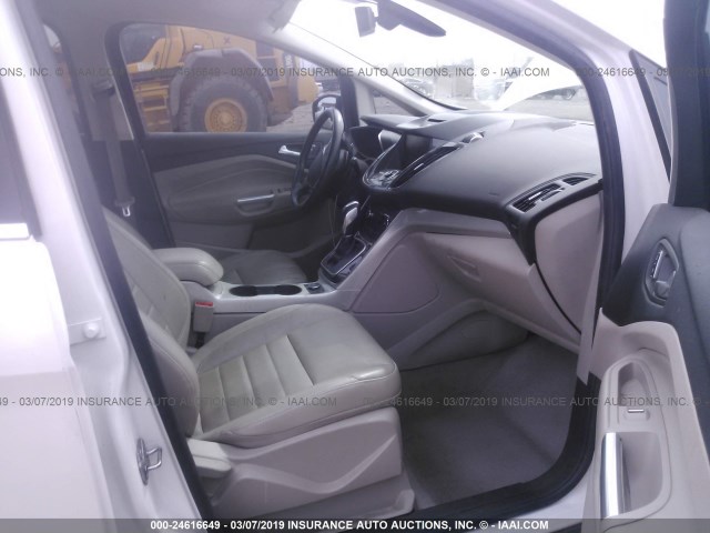 1FADP5BU5EL506929 - 2014 FORD C-MAX SEL WHITE photo 5