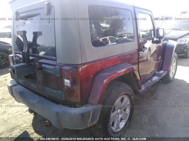 1J4FA541X7L130118 - 2007 JEEP WRANGLER SAHARA MAROON photo 4