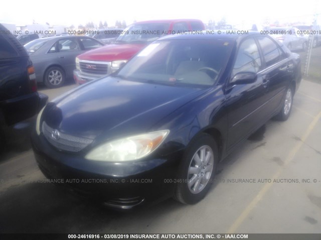 JTDBE30K820074458 - 2002 TOYOTA CAMRY LE/XLE/SE BLACK photo 2