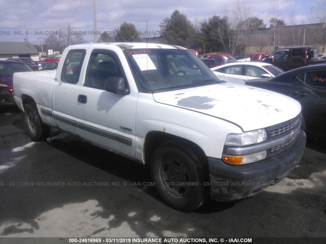 2GCEC19V221335611 - 2002 CHEVROLET SILVERADO C1500 WHITE photo 1