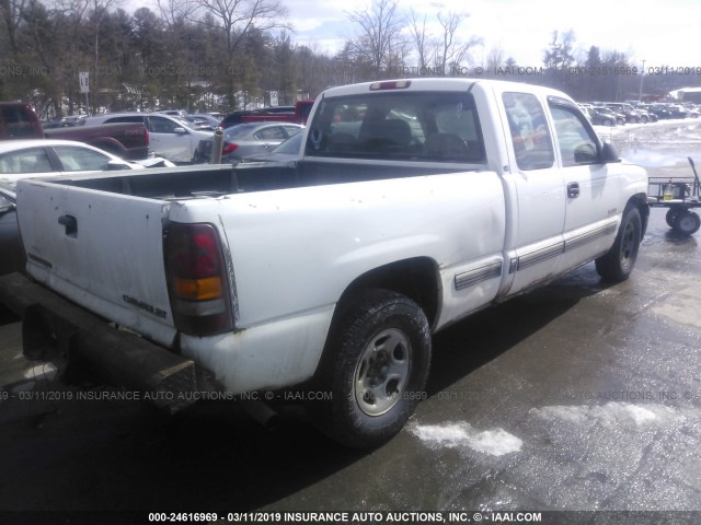 2GCEC19V221335611 - 2002 CHEVROLET SILVERADO C1500 WHITE photo 4