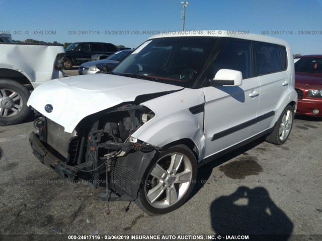 KNDJT2A2XB7709231 - 2011 KIA SOUL +/!/SPORT WHITE photo 2