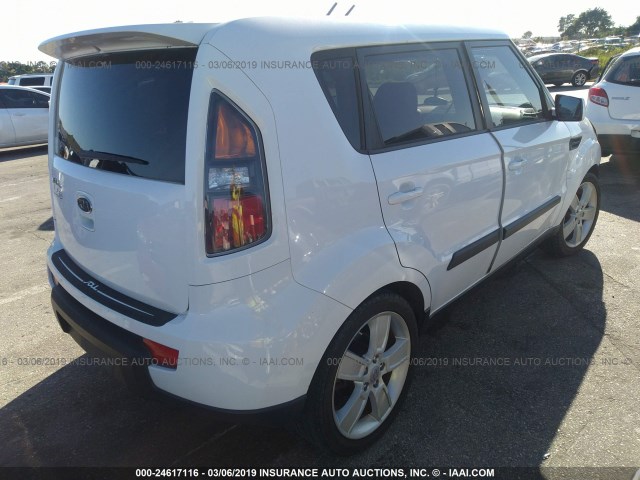 KNDJT2A2XB7709231 - 2011 KIA SOUL +/!/SPORT WHITE photo 4