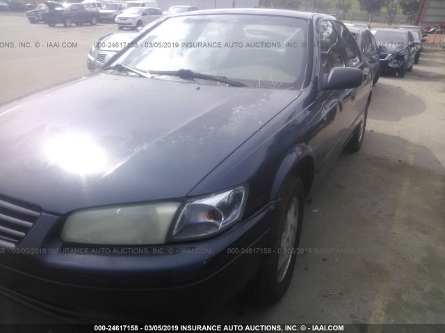 JT2BF22K9V0026940 - 1997 TOYOTA CAMRY LE/XLE BLUE photo 6
