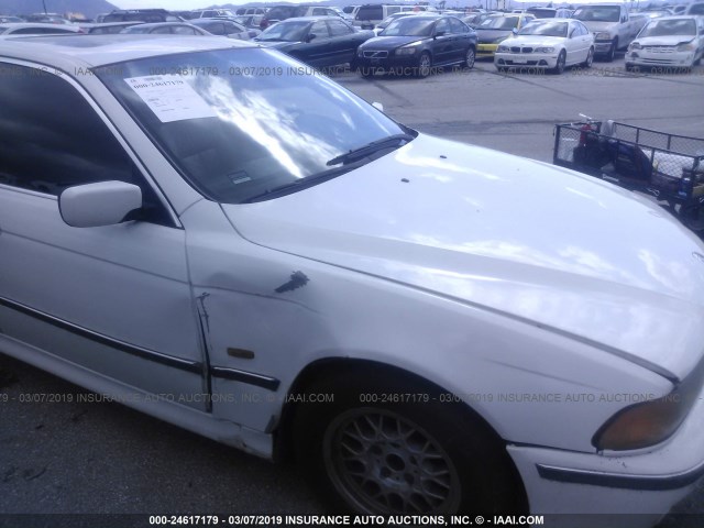 WBADD6322WBW35480 - 1998 BMW 528 I AUTOMATIC WHITE photo 6