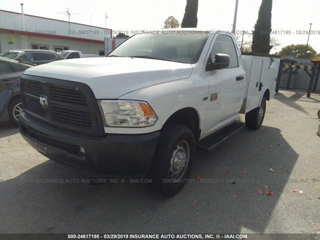 3C7WD5AT3CG318976 - 2012 DODGE RAM 2500 ST WHITE photo 2