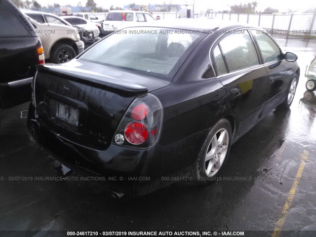 1N4BL11D42C123069 - 2002 NISSAN ALTIMA SE BLACK photo 4