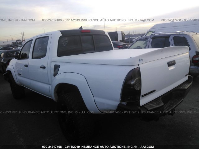 3TMJU4GN0CM127611 - 2012 TOYOTA TACOMA DOUBLE CAB PRERUNNER WHITE photo 3