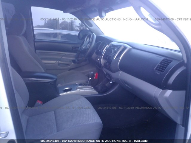 3TMJU4GN0CM127611 - 2012 TOYOTA TACOMA DOUBLE CAB PRERUNNER WHITE photo 5