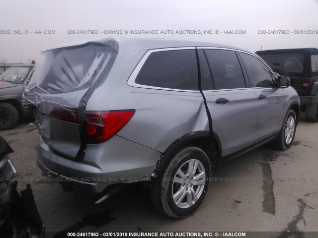 5FNYF5H10HB019902 - 2017 HONDA PILOT LX SILVER photo 4