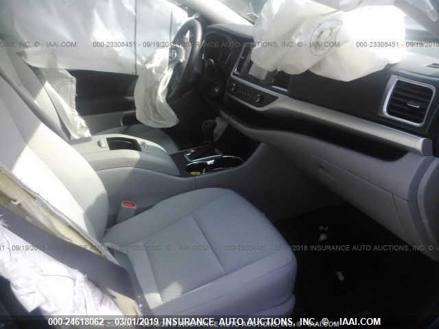 5TDBZRFH7JS907018 - 2018 TOYOTA HIGHLANDER LE/LE PLUS BLUE photo 5